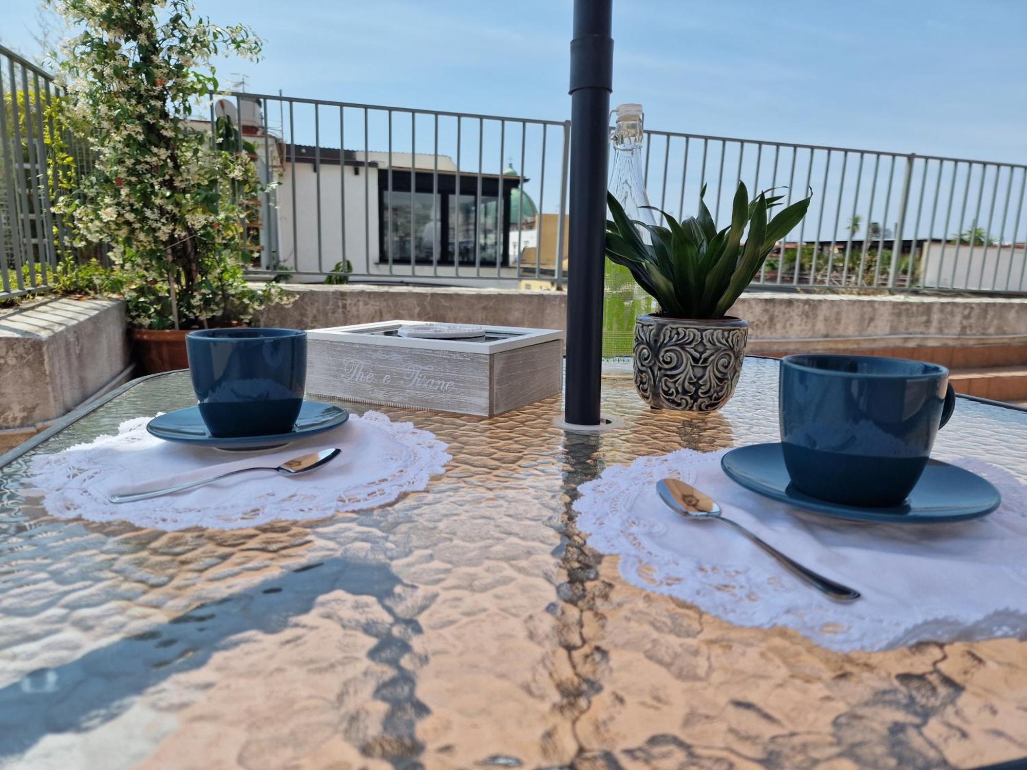 Hotel La Terrazza Delle Fate Neapel Exterior foto